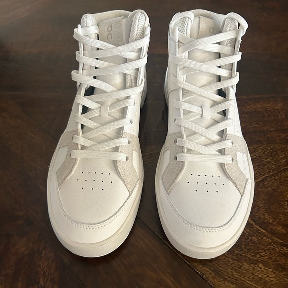 The Roger Clubhouse Mid Sneaker - Picture 3 of 7